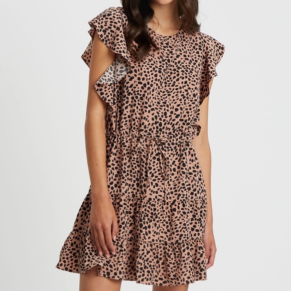 Tussah Dresses & Skirts - Tussah Ivana Mini Dress in Nude Spot - Size 12